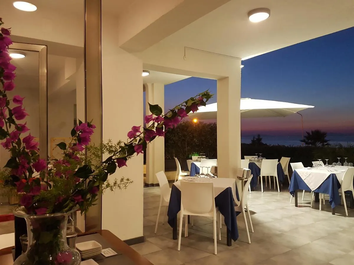 아파트 Appartamenti Vacanze Villa Meo 빌라프란카티레나