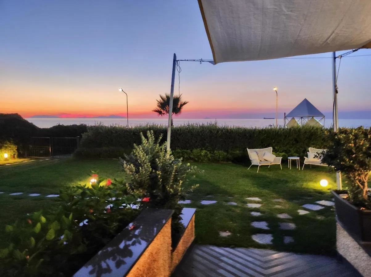 Appartamenti Vacanze Villa Meo Villafranca Tirrena