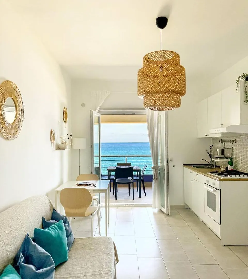 Appartamenti Vacanze Villa Meo Villafranca Tirrena Italy